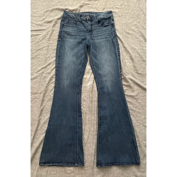 American Eagle Outfitter Womens Sz 6 Hi-Rise Stretch Bluewash Flare Denim jeans - Picture 2 of 13